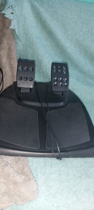 Momo Racing игровой руль