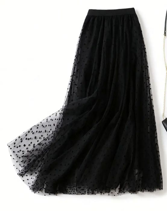 Продам спідницю, в їдеальному стані. На бірці розмір L.