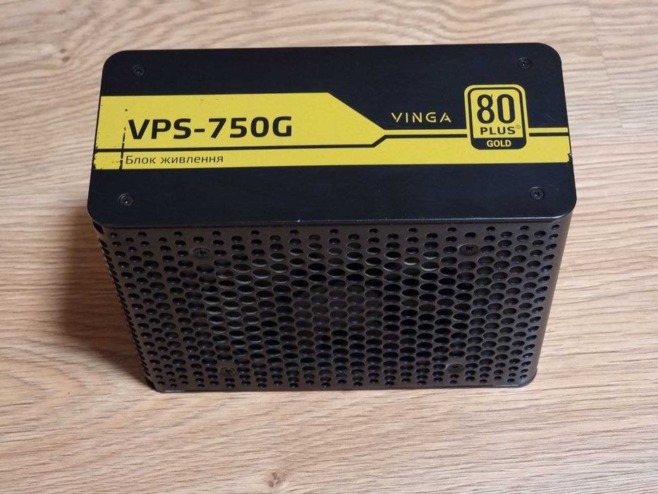 Блок живлення Vinga VPS-750G (750W, Gold, модульний, японські конденсатори)