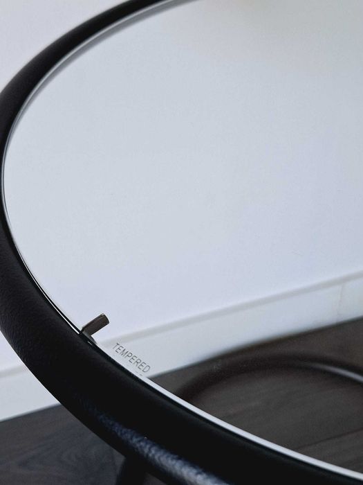 Mesa de apoio / lateral vintage By Eileen Gray. Vintage Side Table