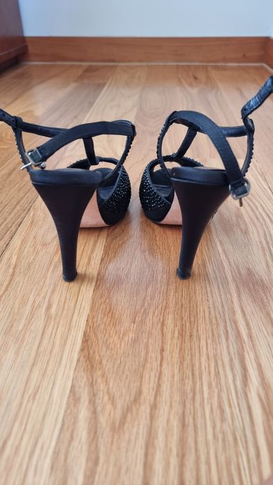 Vendo Sandálias Pretas Luciano Barachini