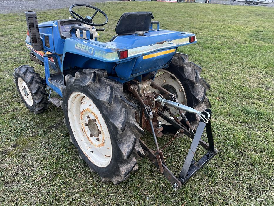 Mini traktorek Iseki Landhope TU 180 4x4 hamulce na 4koła  18KM