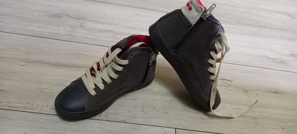 Черевики 29 розмір на хлопчика нові