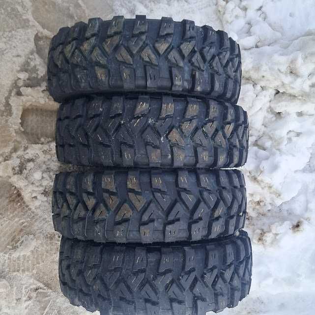 Шини Колеса 195 70 15 4x4 Collins  195\70 R15