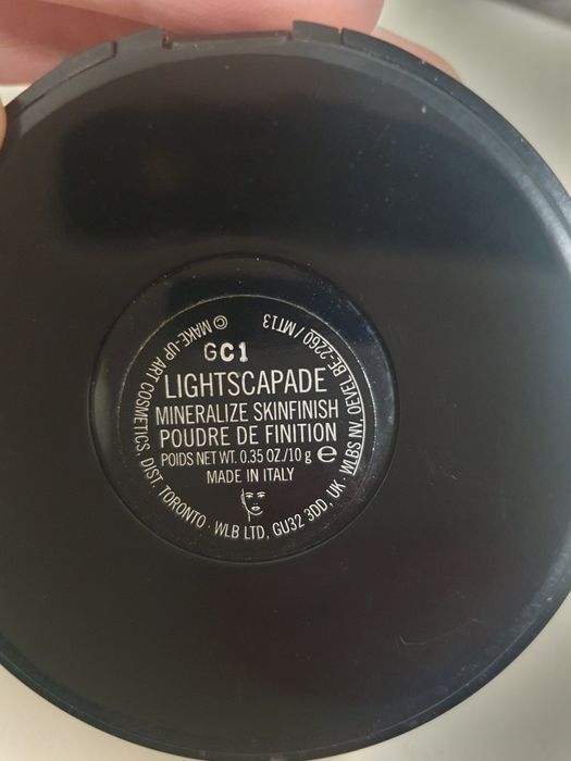 Хайлайтер MAC в оттенке Lightscapade