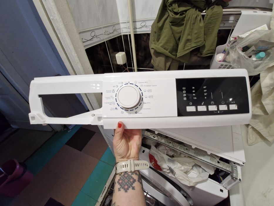 Vestfrost XMV 105 F2 на запчастини