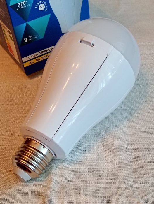 Led Лампа Аккумуляторная 20W  E27