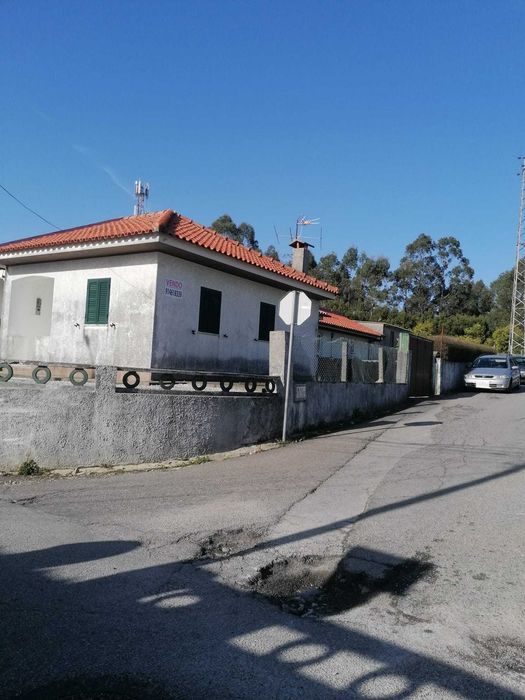 Vendo casa com terreno (não tenho interesse em agencias imobiliários)
