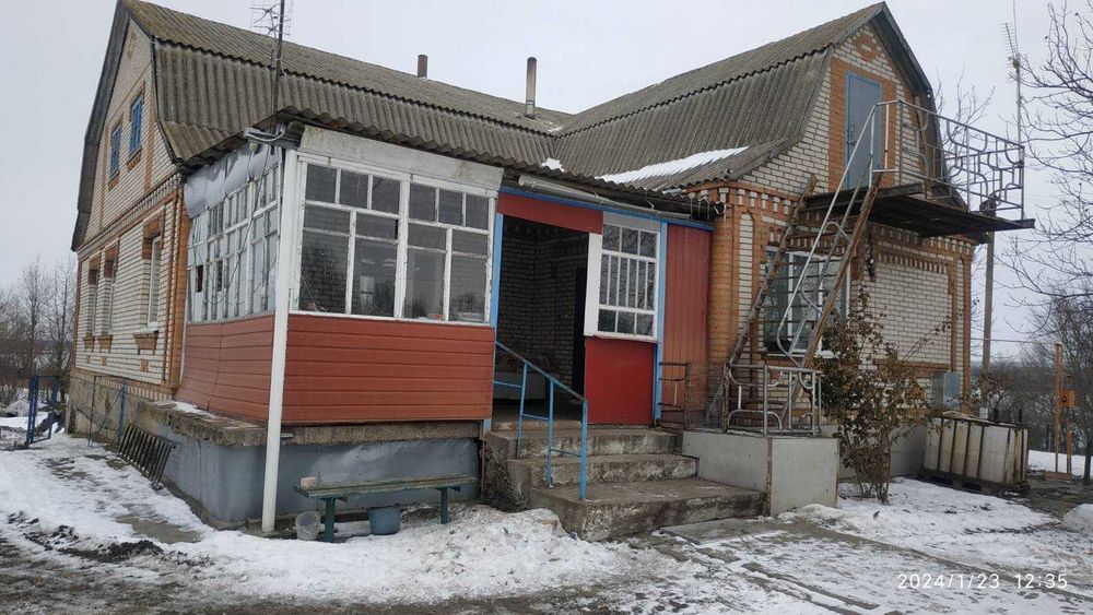 (3) Продам будинок в Новій Прилуці Липовецький район 4698