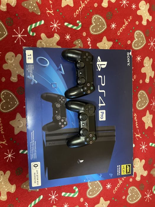 PS4 Pro(1tb) +4 гри в комплекті