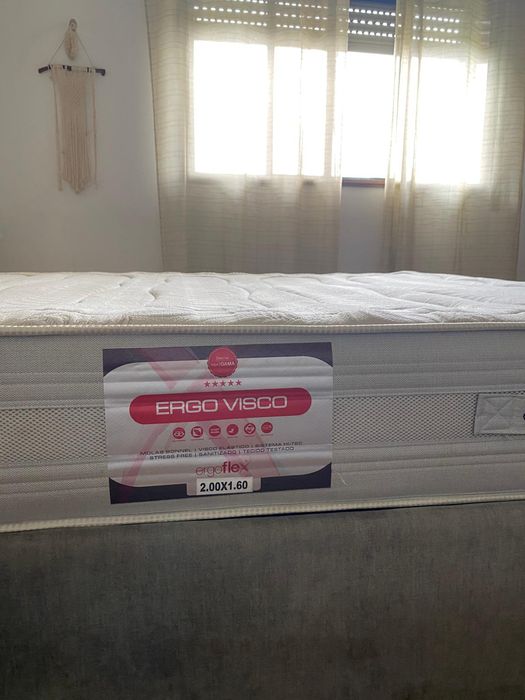 Cama somier com colchão de qualidade