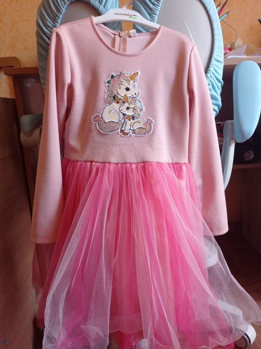 Дитяча святкова сукня на зріст 116 см