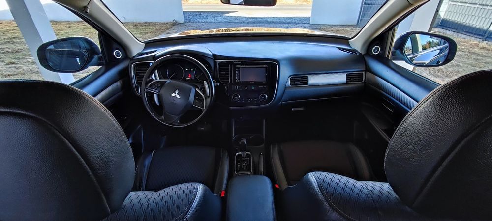 Mitsubishi Outlander 2.0Ben+LPG 4x4