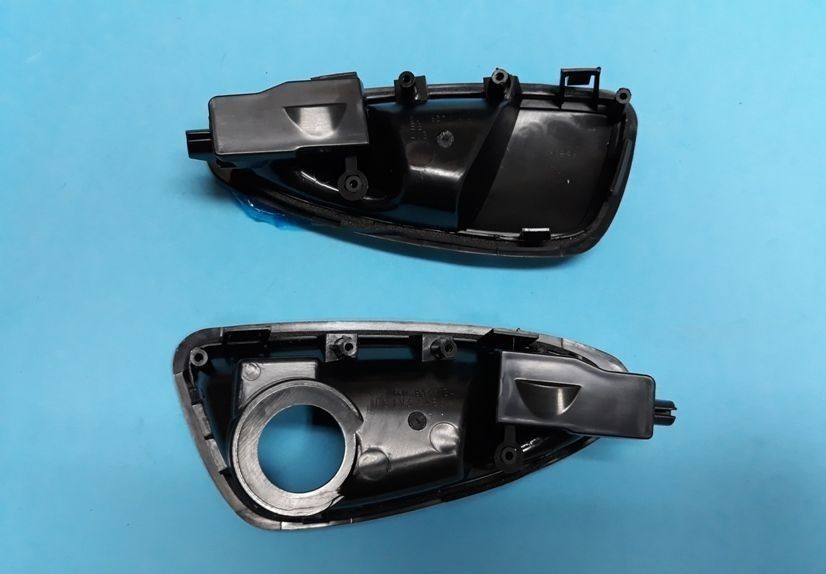 Puxador pega muleta de porta Seat Ibiza 6J   2008-2012  (cromado) NOVO