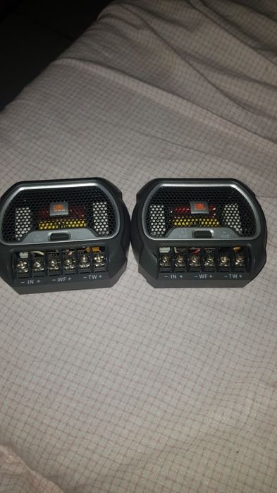 Crossovers JBL usados
