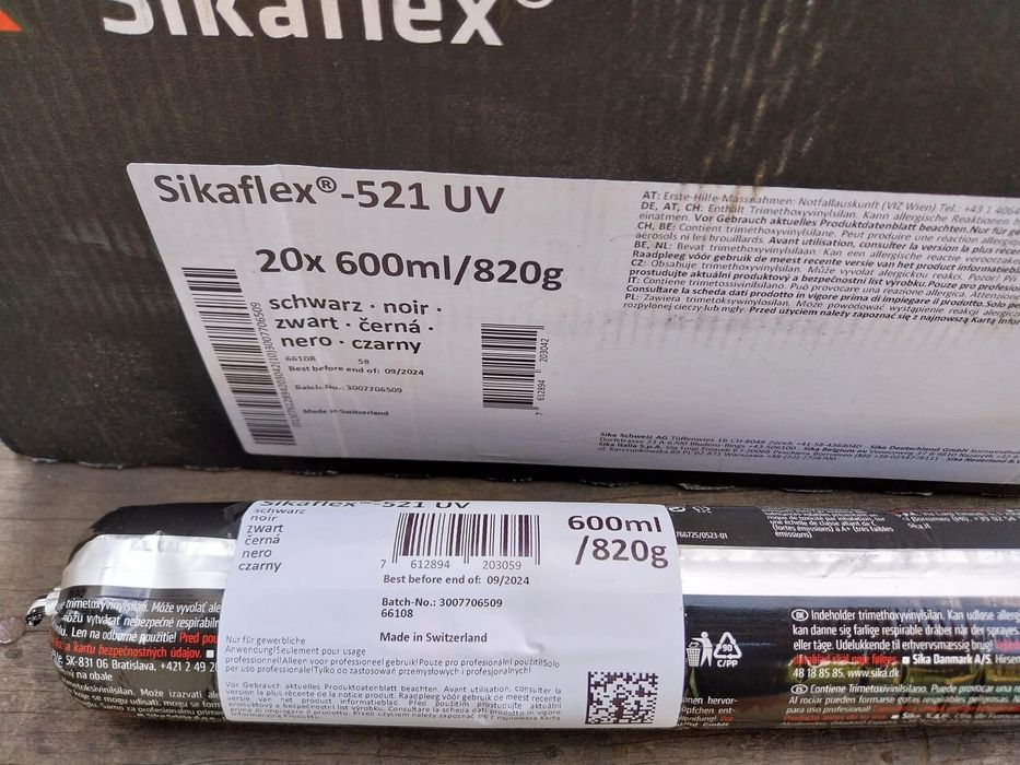 Sikaflex 521UV odporny na warunki pogodowe Klej Uszczelniacz Czarny