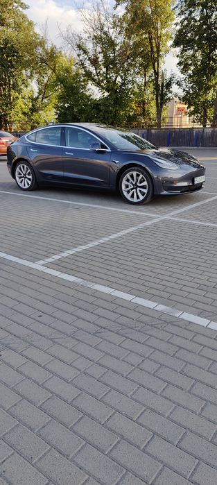 Tesla model 3 2019р.