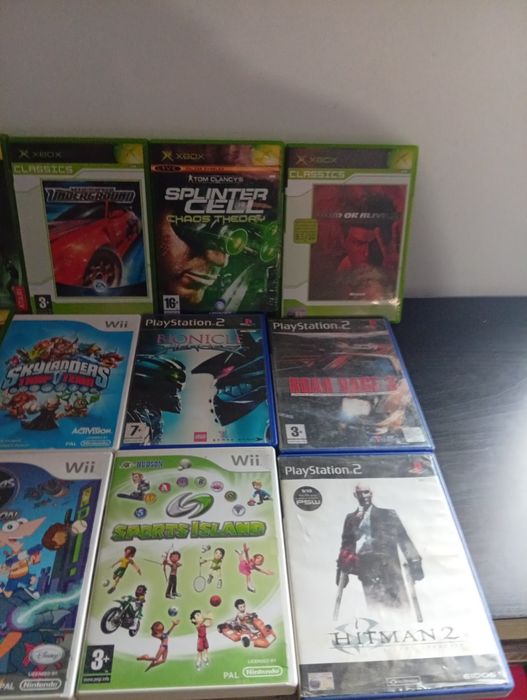 Conjunto de caixas para jogos.