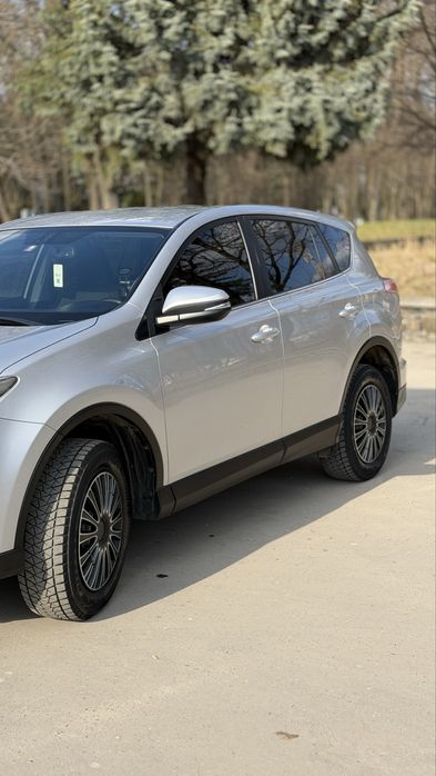 Продам Toyota RAV-4