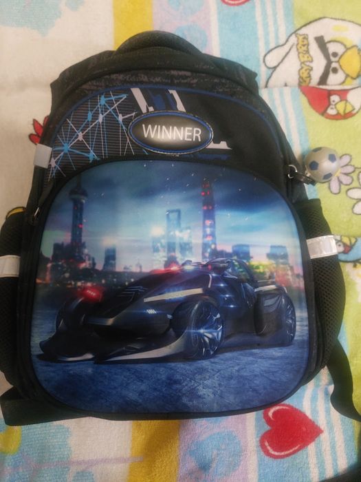 Школьный рюкзак.