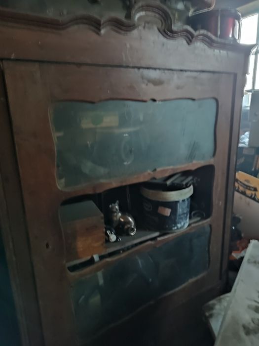 Antyki wyprzedaż garażowa