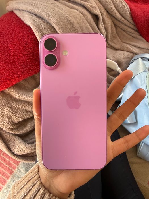 iPhone 16 plus rosa