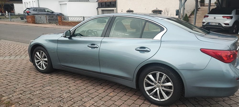 Infiniti Q50 Diesel 2.2