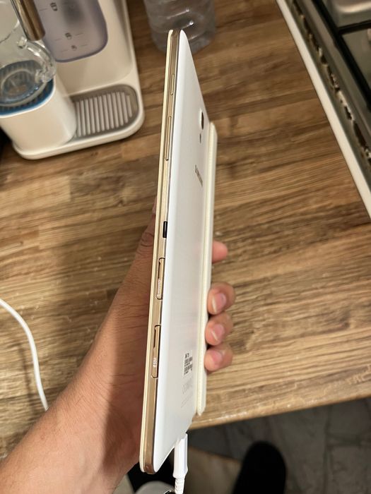 Sansung TAB S 8.4