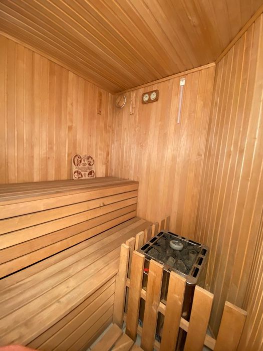 Без%Продажа дома с.Кийлов 300м ремонт, бассейн