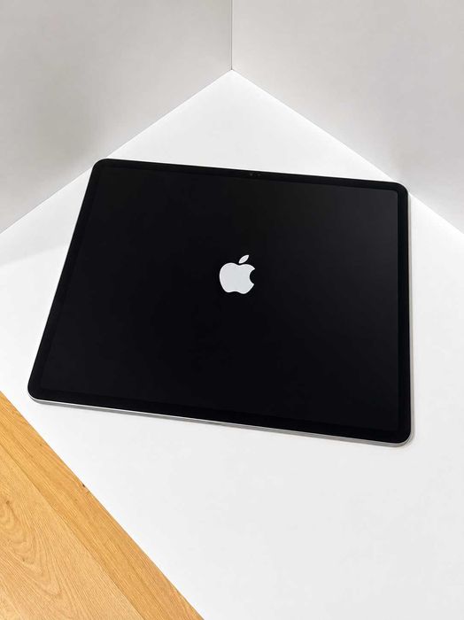 Apple iPad Air 13" M2 Wi-Fi 128GB – Como Novo | Caixa Original