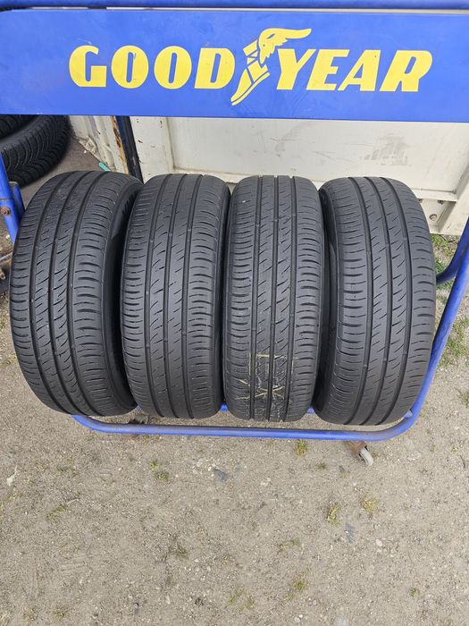 185/60R15 84H Kumho Ecowing Es01