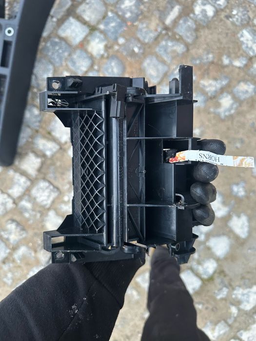 Cinzeiro audi a4 b6 / b7 consola 2 din