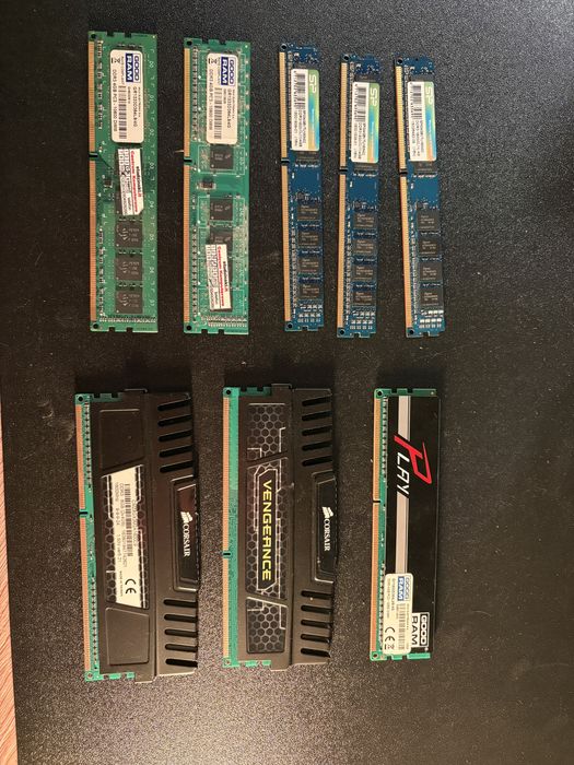 Pamiec RAM, 6 x 4GB oraz 2 x 8GB, DDR3