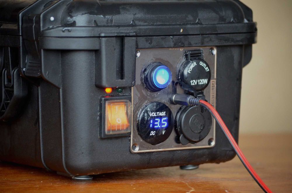 Вологозахищений павербанк на LiFePo4 АКБ. 20 Ампер/годин, 12 Вольт