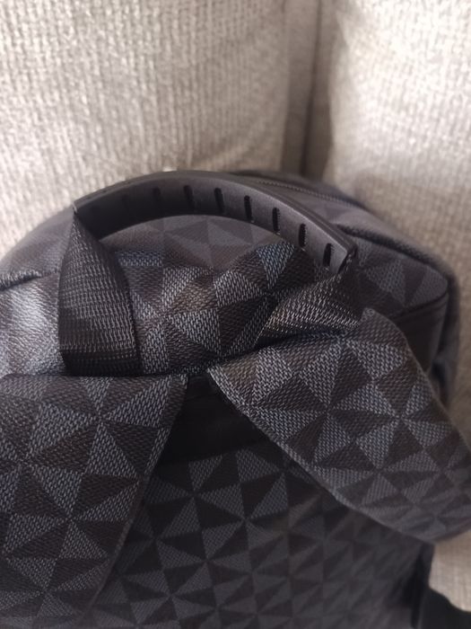 Mochila Nova  -  cinzenta e preta (estrear)