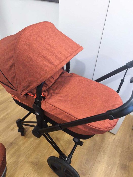 Cybex Priam: Alcofa + Ovo Z Plus + Carrinho + Base Isofix + Sirona Z