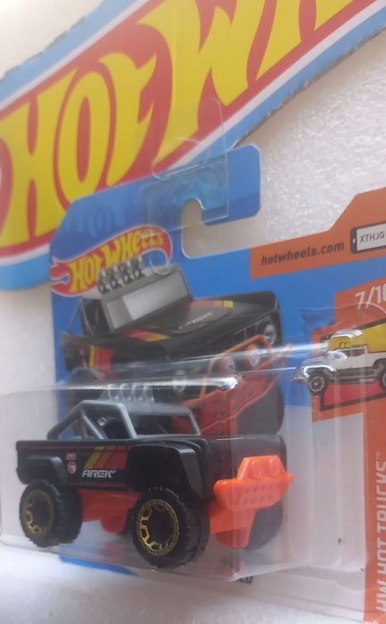 TH (treusure Hunt) custom Ford Bronco hot wheels