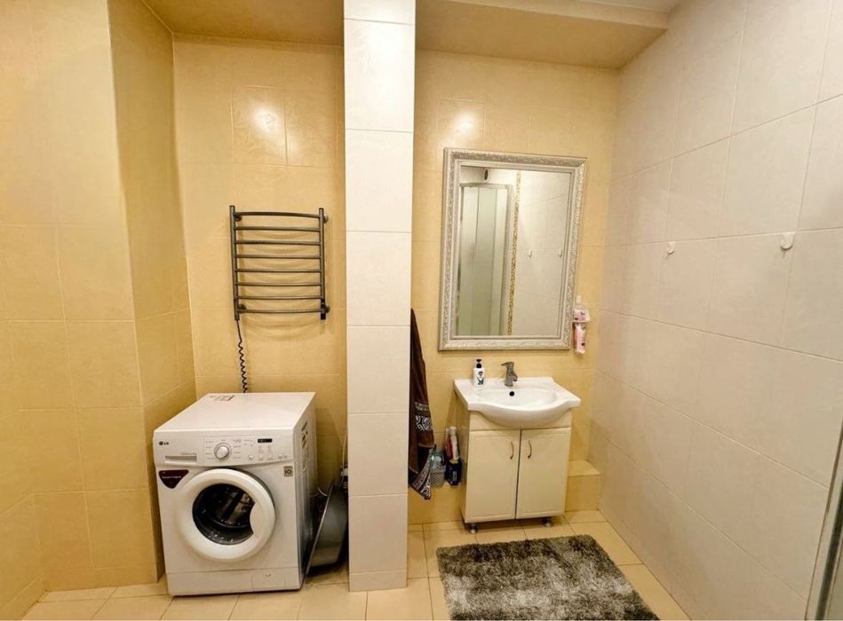 Соборна/Потьомкінська 2к квартира на продажі 1 поверх