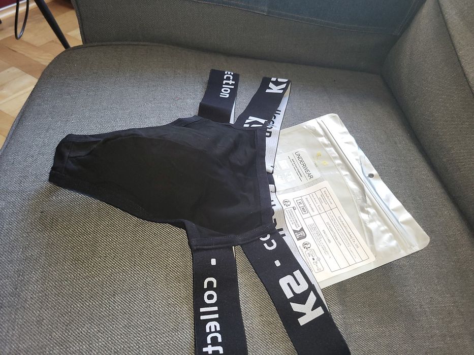 Super wygodne seksi stringi z kieszonką