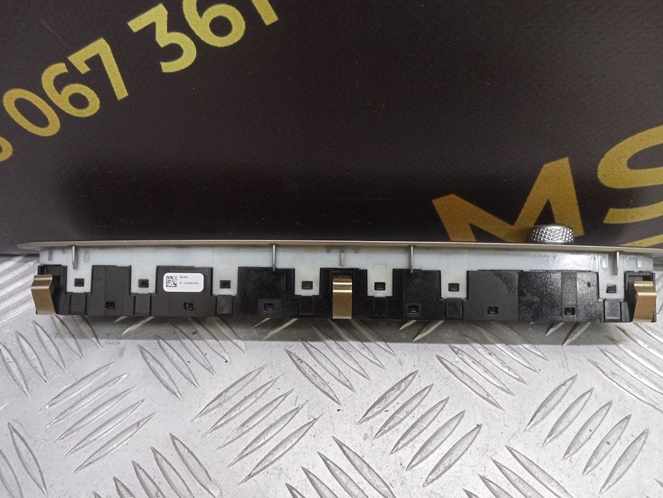 Блок кнопок в центральну консоль BMW X5 G05 БМВ Х5 Г05 61315A64198