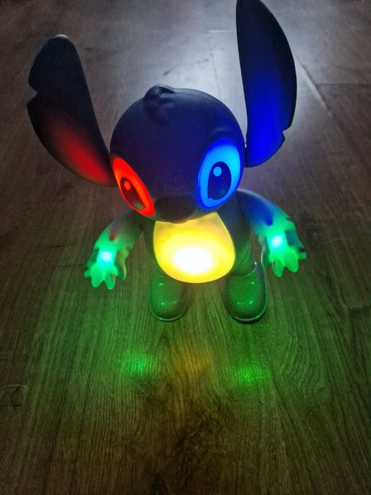 2 stitche tańczące