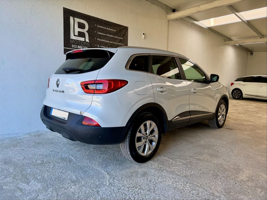 Renault Kadjar 1.3 TCe 140cv Limited Edition - Desde 225€ Mês — photo 3