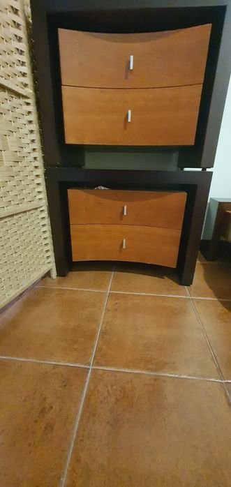 Oportunidade! Mobilia de Quarto em Madeira Maciça de Cerejeira