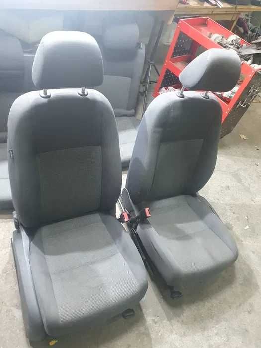 Fotel fotele kierowcy pasażera kanapa Vw Golf 5 V Kombi komplet