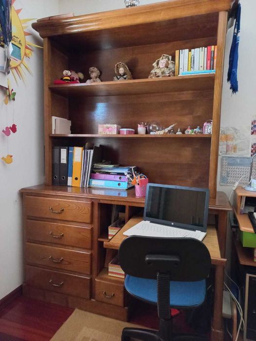 Quarto completo c/ 2 camas