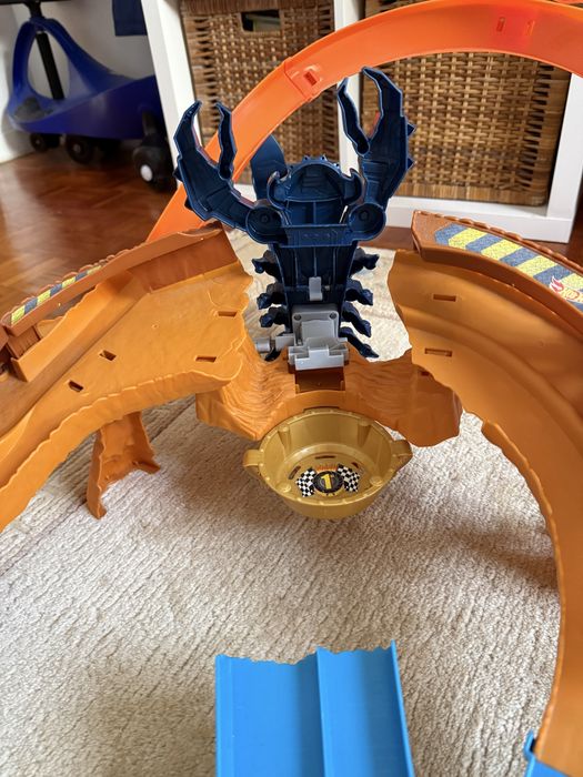 Pista Hot Wheels Monster Truck