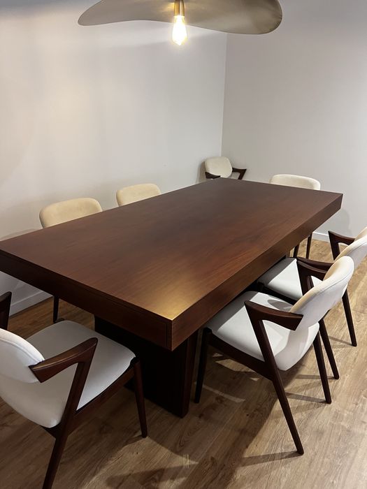 Mesa de Jantar Extensível em Nogueira 200/300 cm – Design Moderno