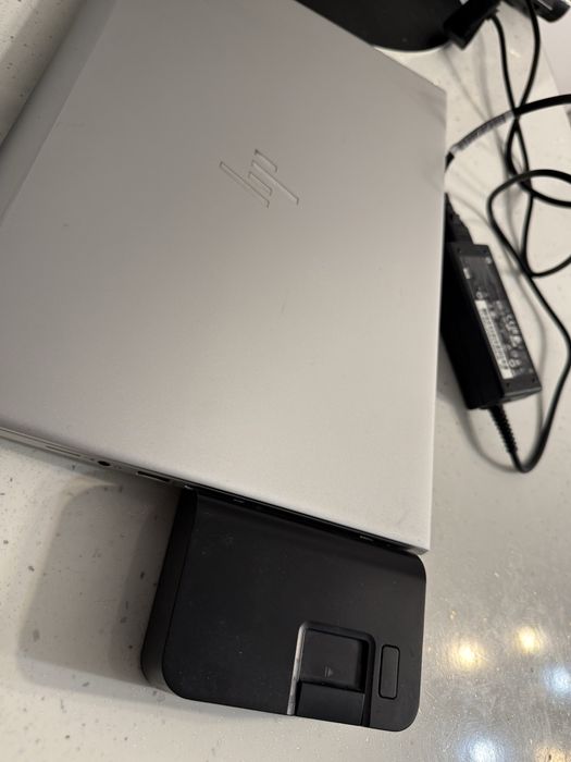 HP EliteBook 840 G5 i7 8th gen + UltraSlim Dock – świetny stan