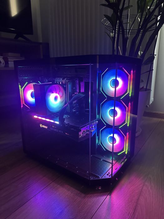 Komputer Gamingowy / Intel i5 12400 / RTX 3060 TI / 16GB RAM / 1500GB / ARGB / Warszawa / Akwarium