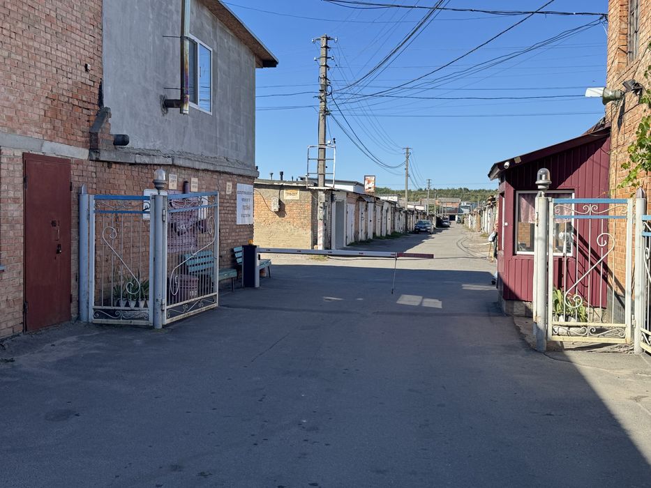 Гараж в оренду 24 м кв
